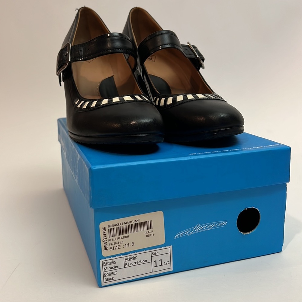 DISCO Miracles Mary Jane Resurrection Black Leather & White Patent John Fluevog - Picture 6 of 7